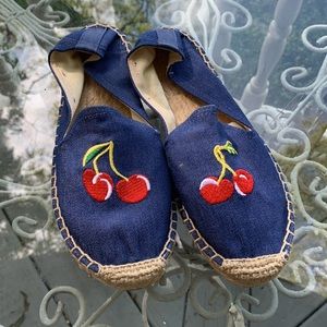Cherry on denim espadrilles brand new size 5.5
